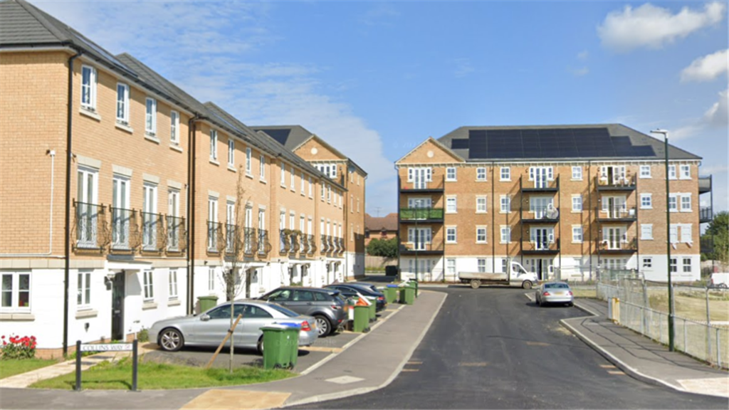 Property photo 1 of 8 External