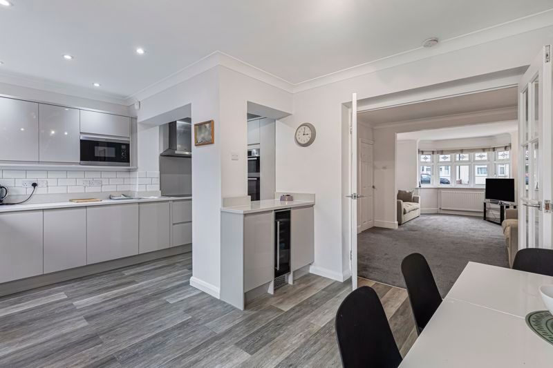 Property photo 2 of 18 Photo 9