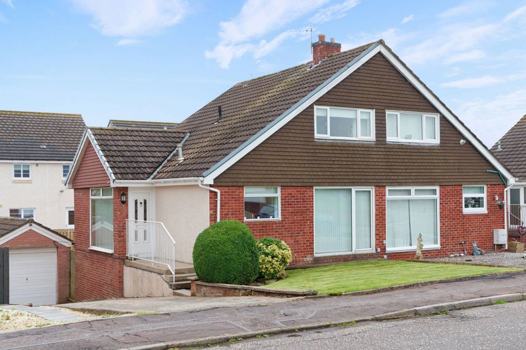 Property photo 1 of 28