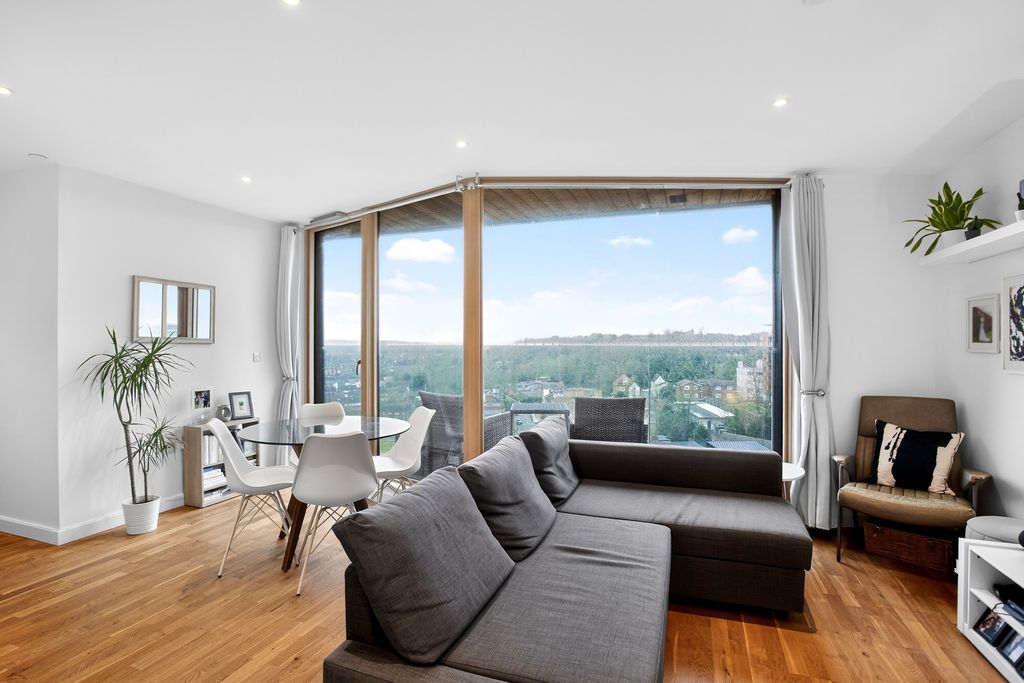 Property photo 2 of 21 Open Plan Living