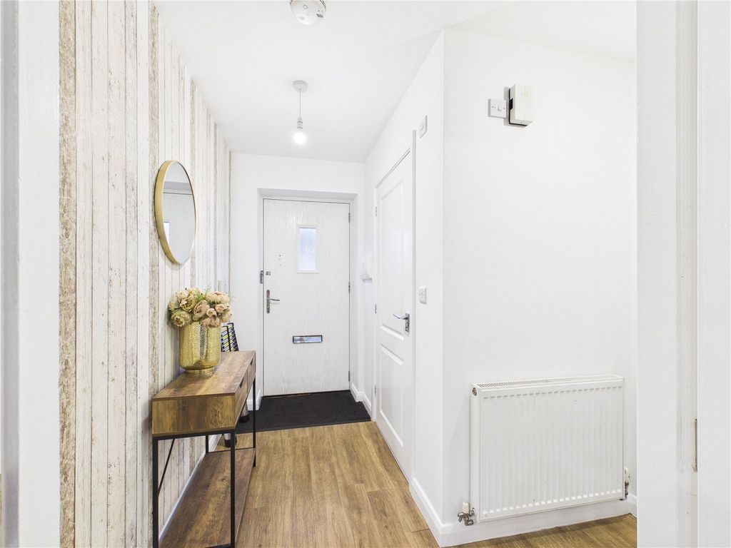 Property photo 2 of 16 Picture No. 01