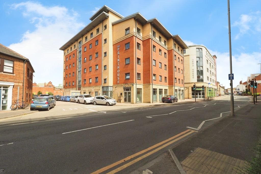 Property photo 2 of 15