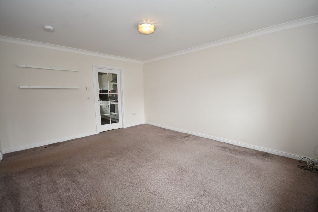 Property photo 3 of 9 Photo