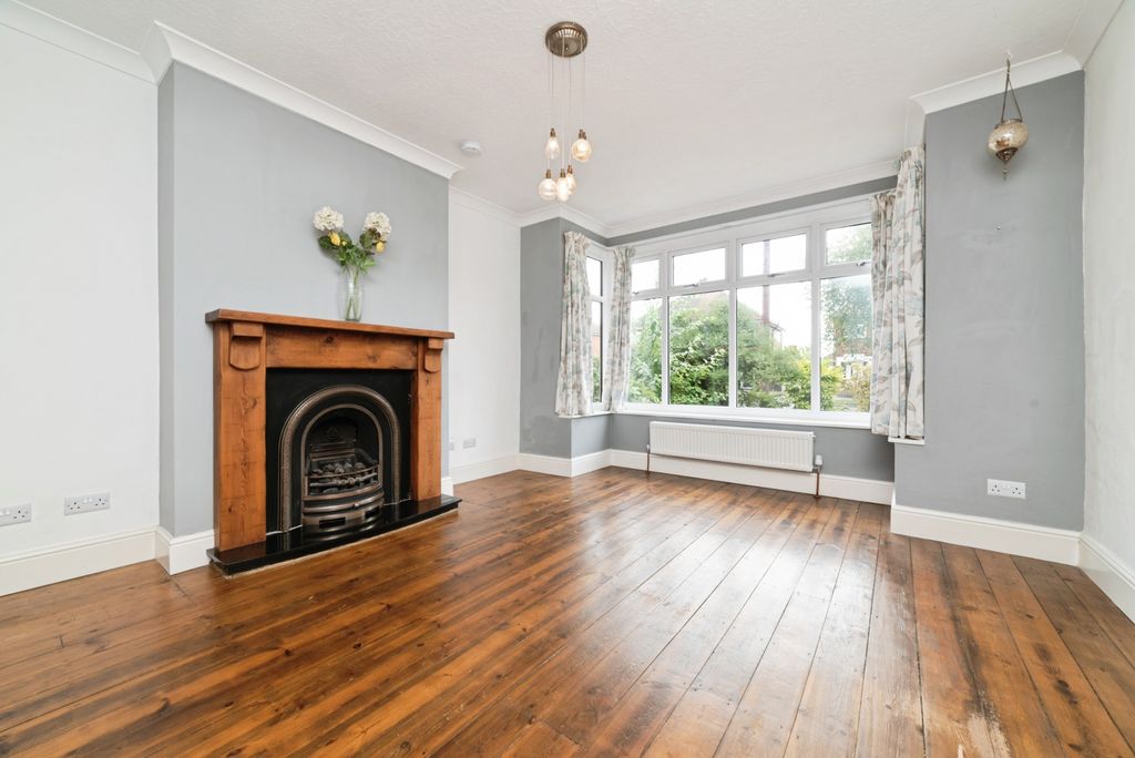 Property photo 3 of 21 Photo #3