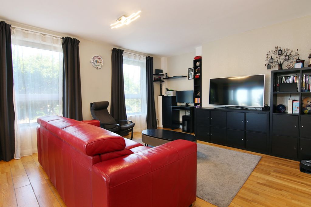 Property photo 3 of 16 Property Image 3