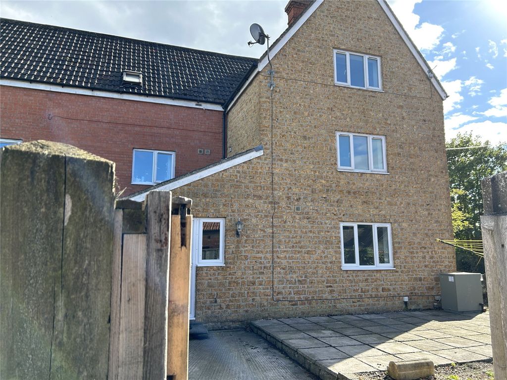 Property photo 1 of 16 Picture No. 01