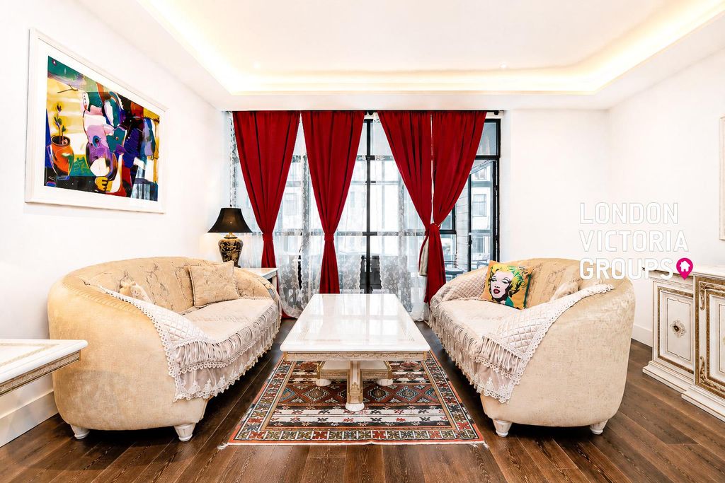 Property photo 3 of 21 1-11448.Jpg