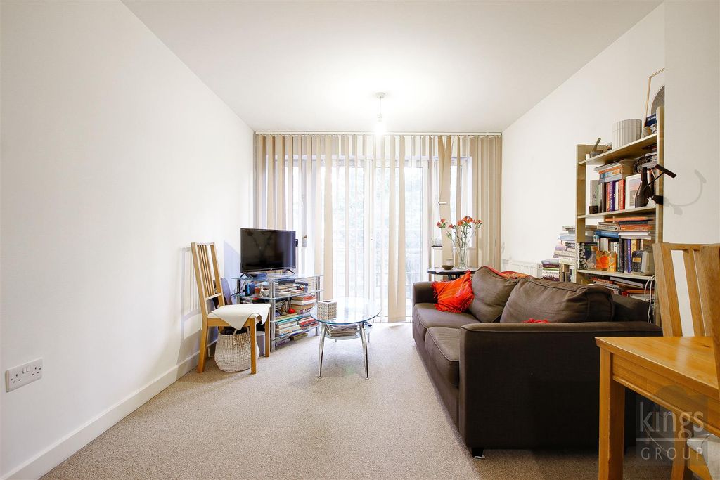 Property photo 2 of 11 1.Jpg