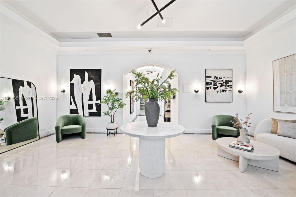 Property photo 3 of 39 <Alttext/>
