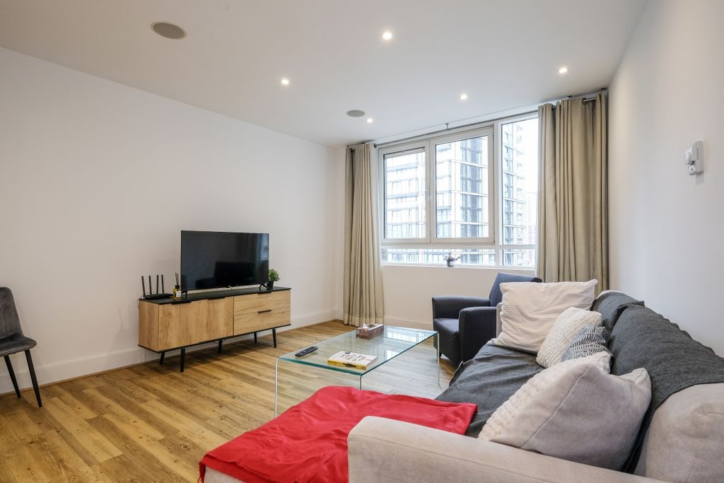 Property photo 2 of 10 314_Peninsula_Apa...