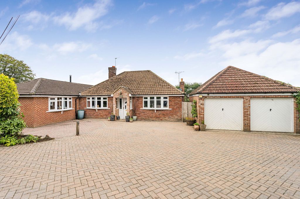Property photo 2 of 29 Picture No. 40