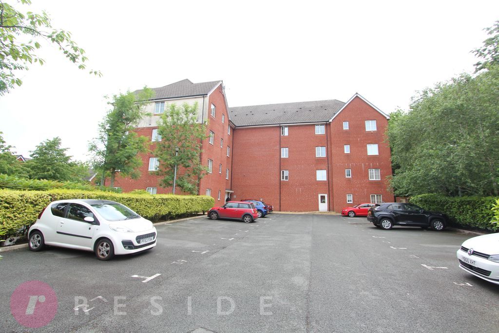 Property photo 1 of 10 Apartment Building