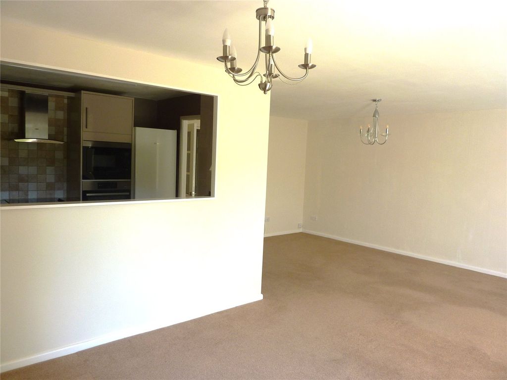 Property photo 2 of 12 Living Room