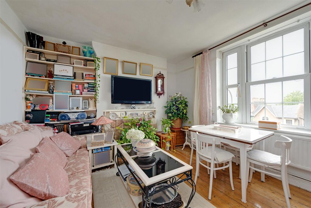 Property photo 3 of 16 54825-Hi-Res (7).Jpg