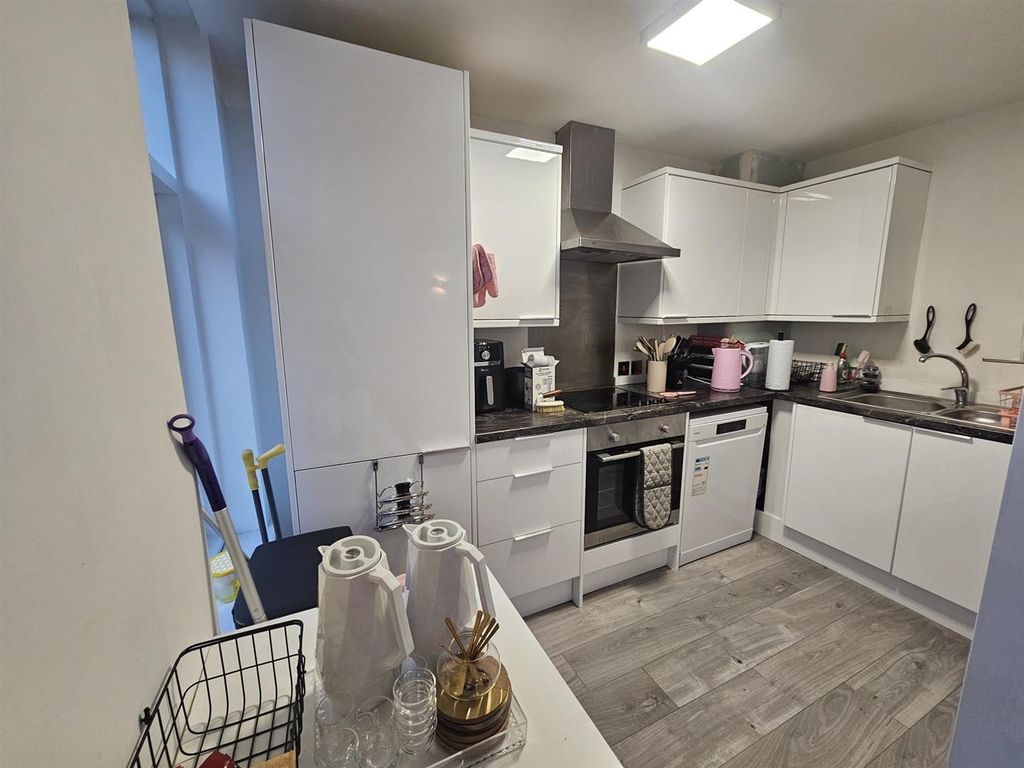 Property photo 2 of 18 491.Jpg