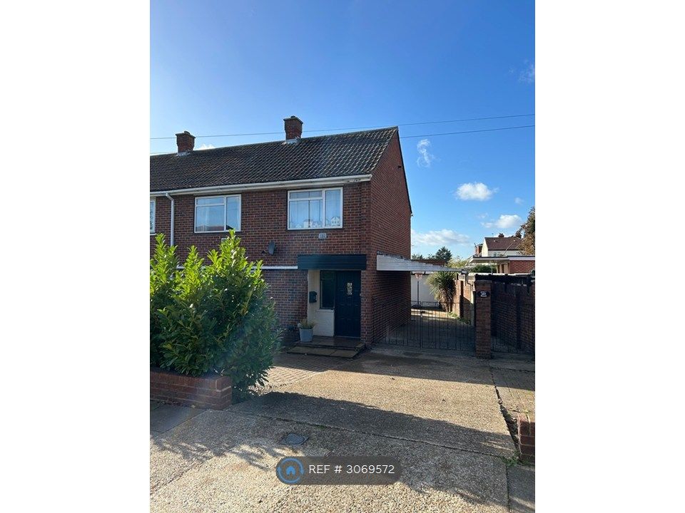 Property photo 3 of 35