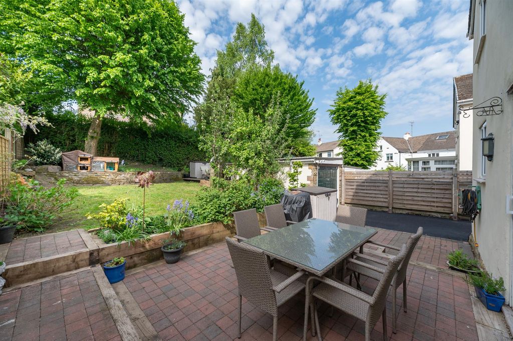 Property photo 3 of 41 Patio &amp; Garden
