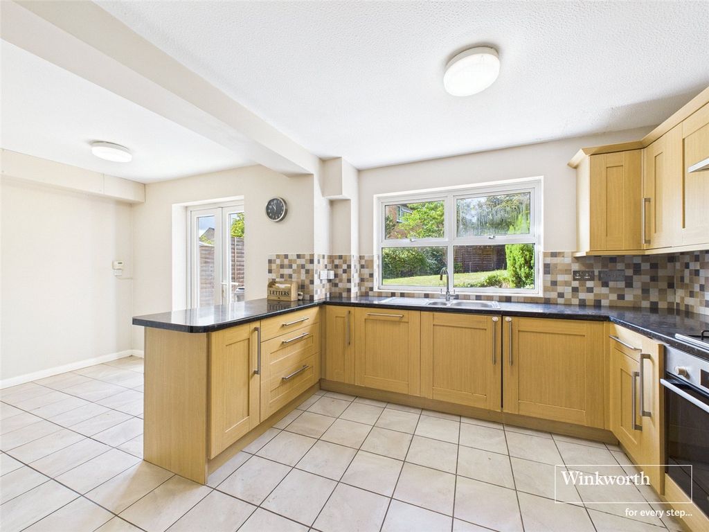 Property photo 2 of 14 Picture No. 05