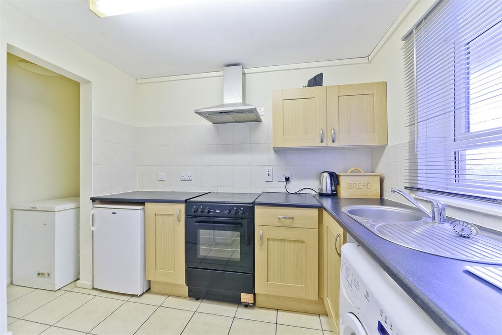 Property photo 2 of 9 Image_02