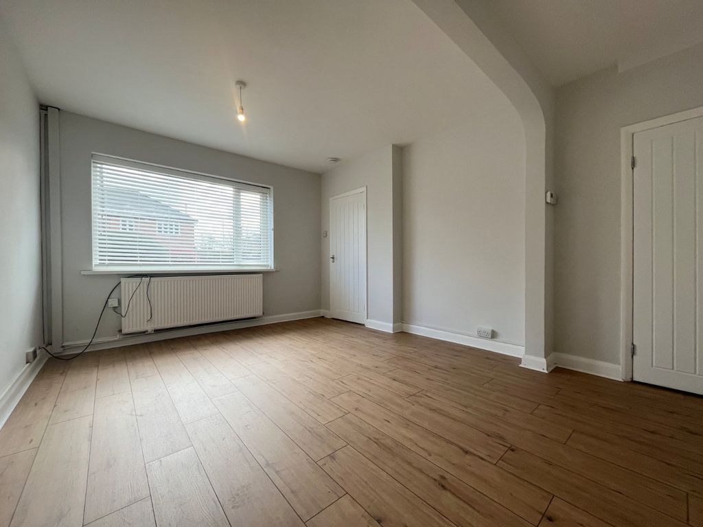 Property photo 3 of 10 Picture No. 16