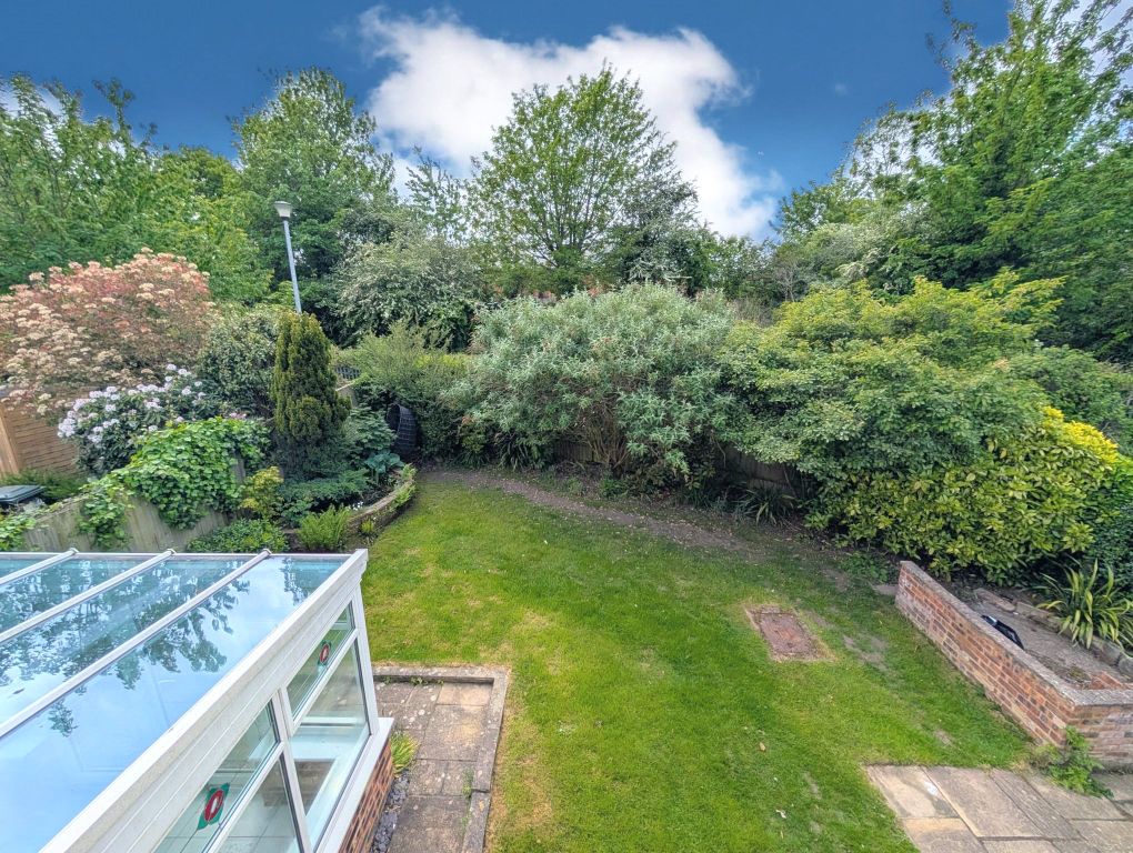 Property photo 2 of 27 Picture No. 41