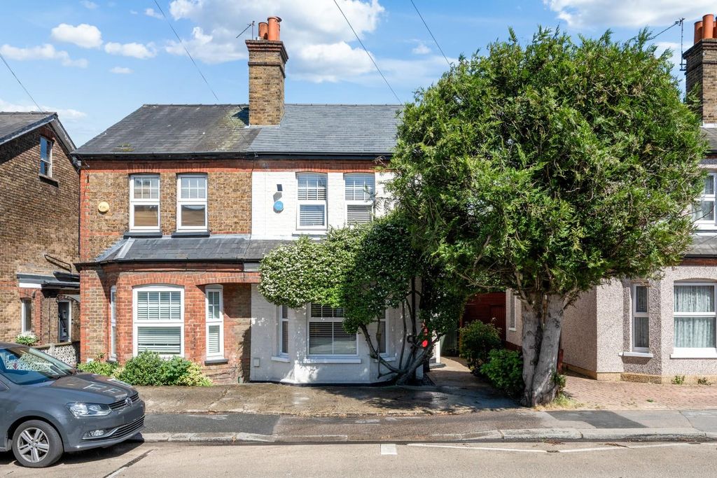Property photo 1 of 22 Hook Road