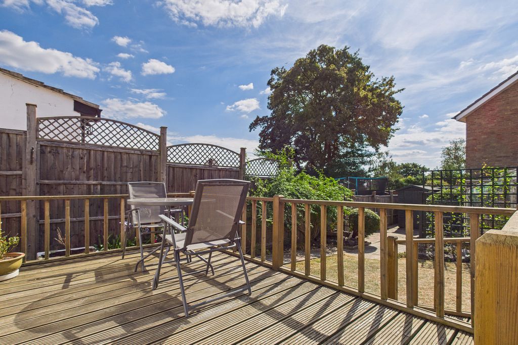 Property photo 2 of 22