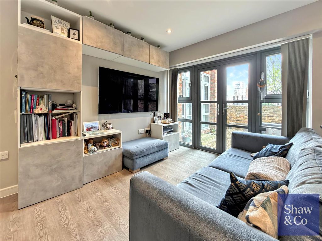 Property photo 2 of 8 Living.Jpeg