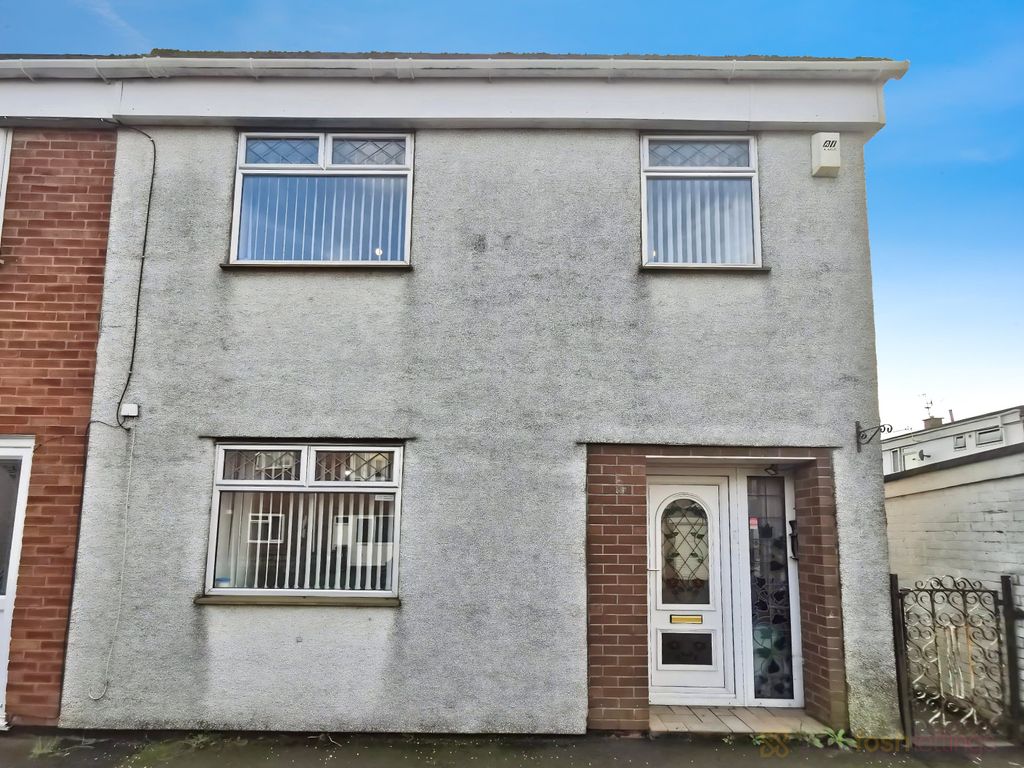 Property photo 1 of 16 Front