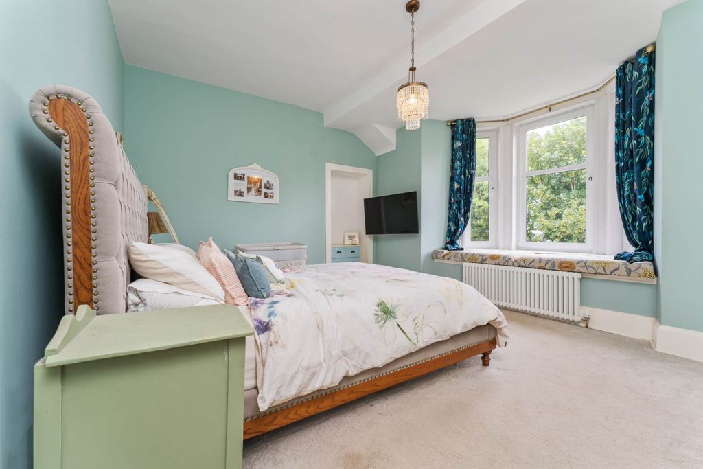 Additional image 15 of 4 bed detached house for saleDennistoun Road, Langbank PA14