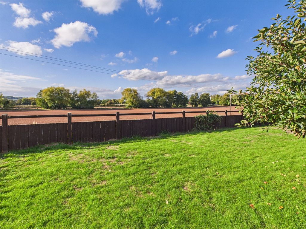 Property photo 3 of 21 Picture No. 45