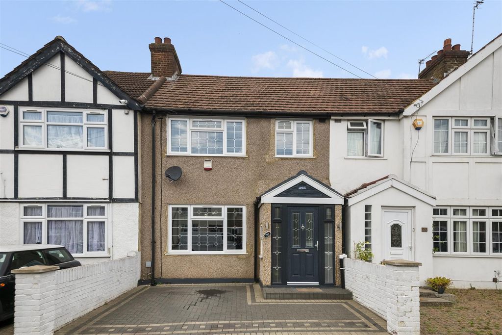 Property photo 1 of 18