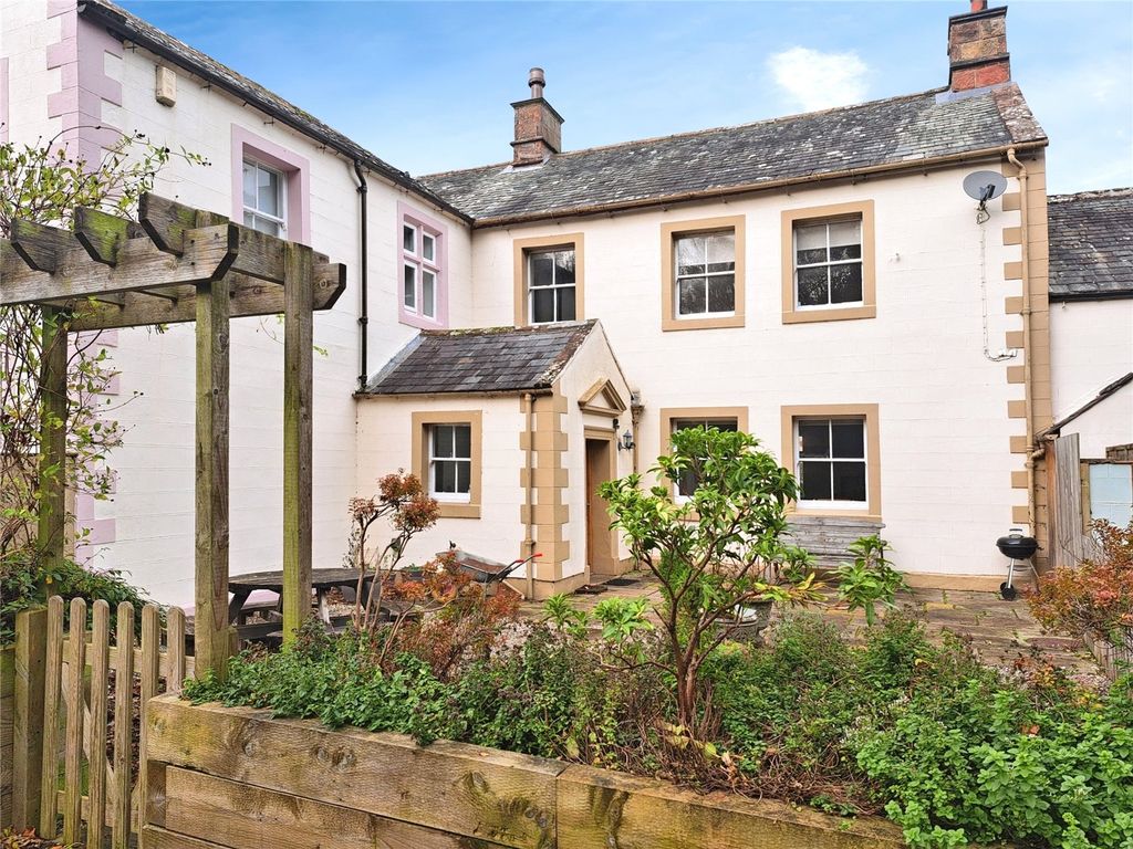 Property photo 1 of 10 Picture No. 02
