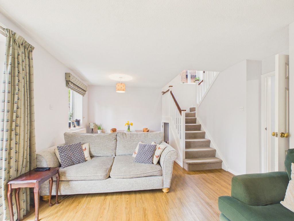 Property photo 3 of 18 4798274