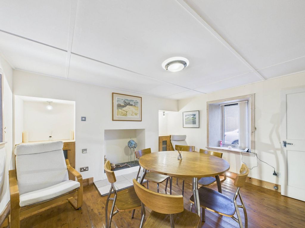 Property photo 3 of 29