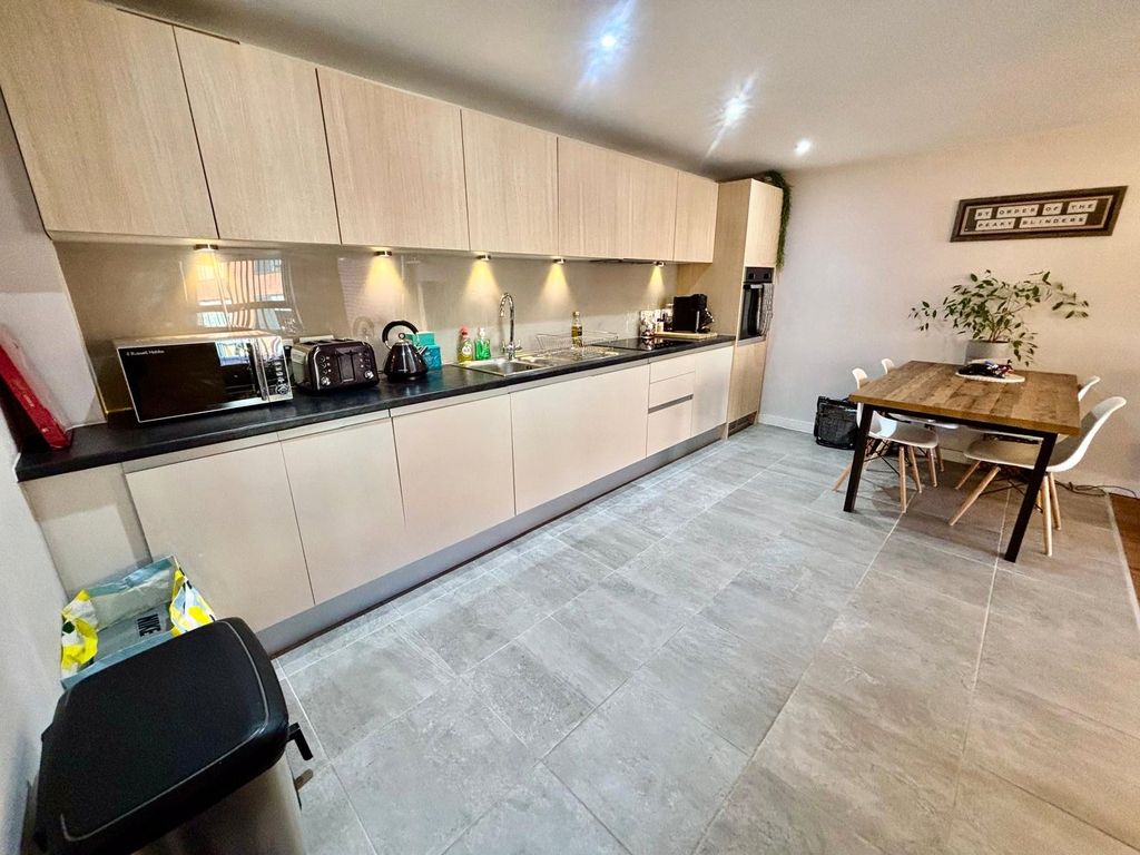 Property photo 2 of 9 Picture No. 04