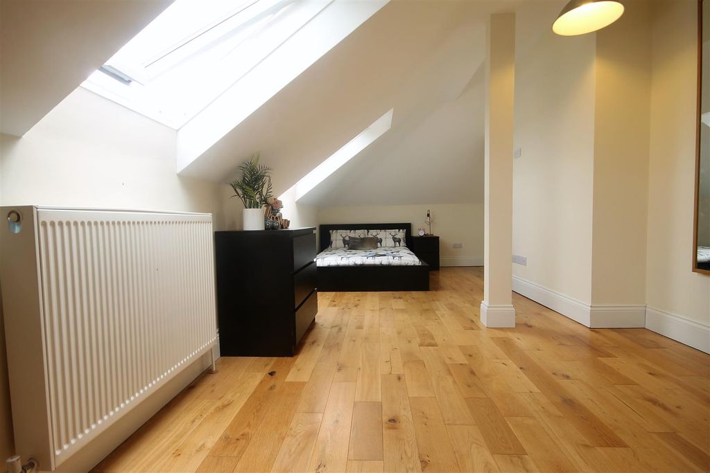 Property photo 1 of 10 13583.Jpg