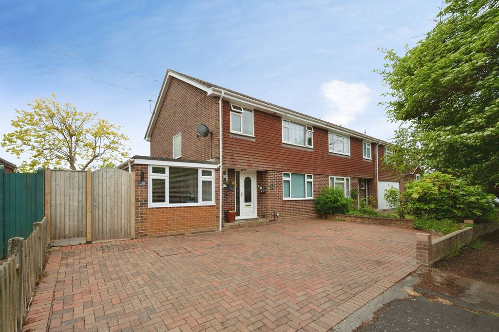 Property photo 1 of 17 Pbox-Img.Jpg