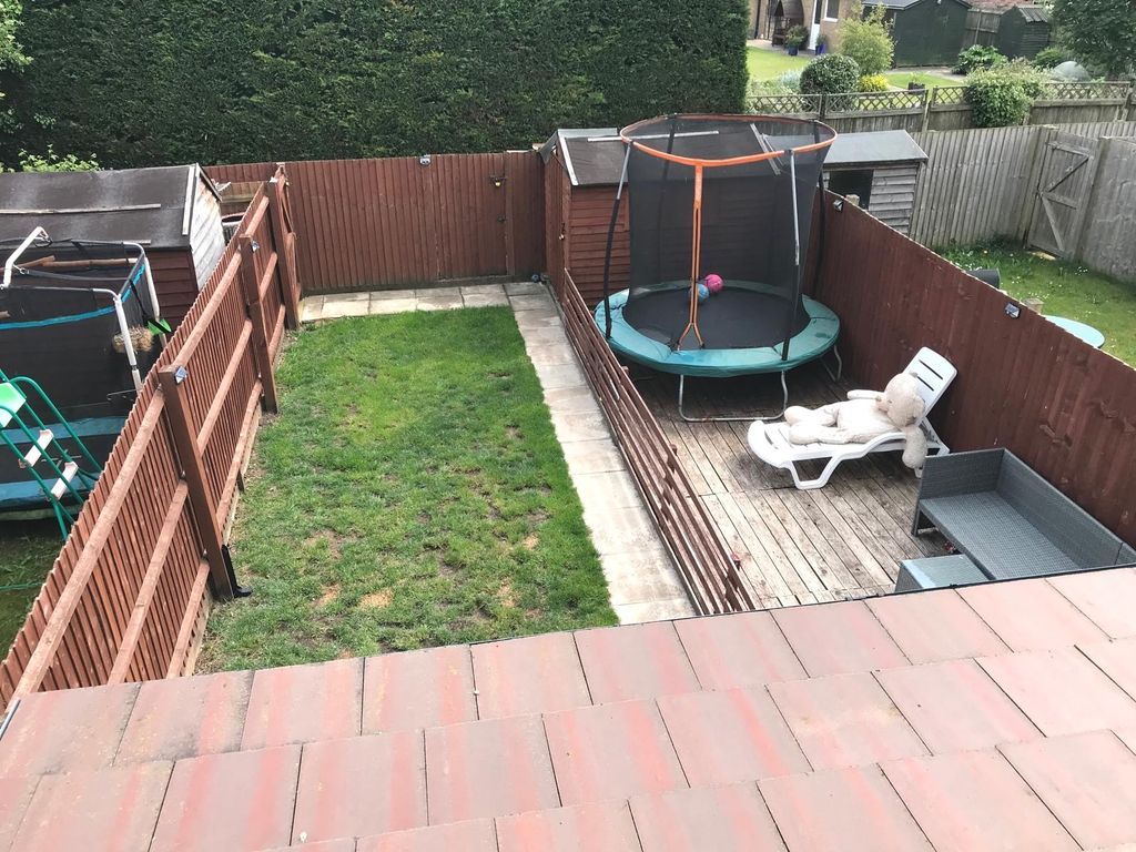 Property photo 2 of 3