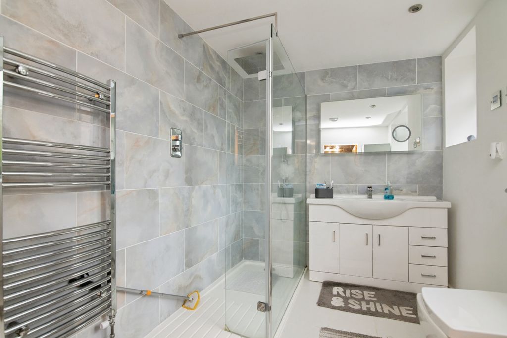 Property photo 3 of 14 Bathroom Two