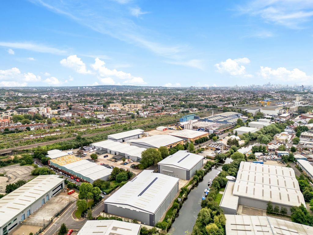 Property photo 3 of 17 Garden Campus Drone 1.Jpg