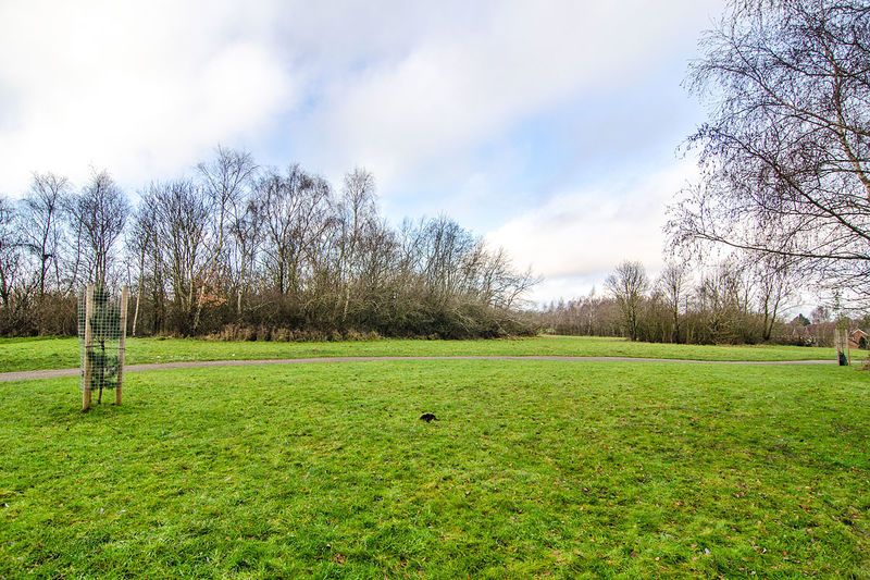 Property photo 2 of 28 Photo 25