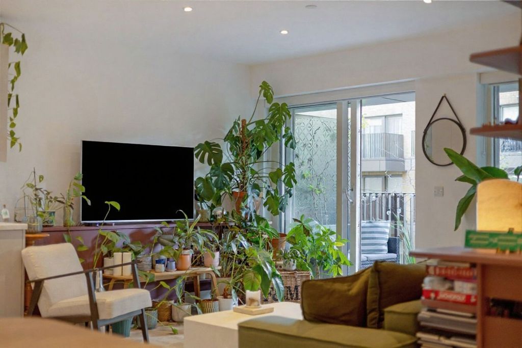 Property photo 2 of 15 Living Area