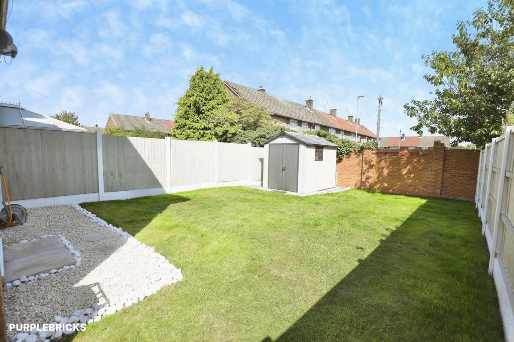 Property photo 2 of 25