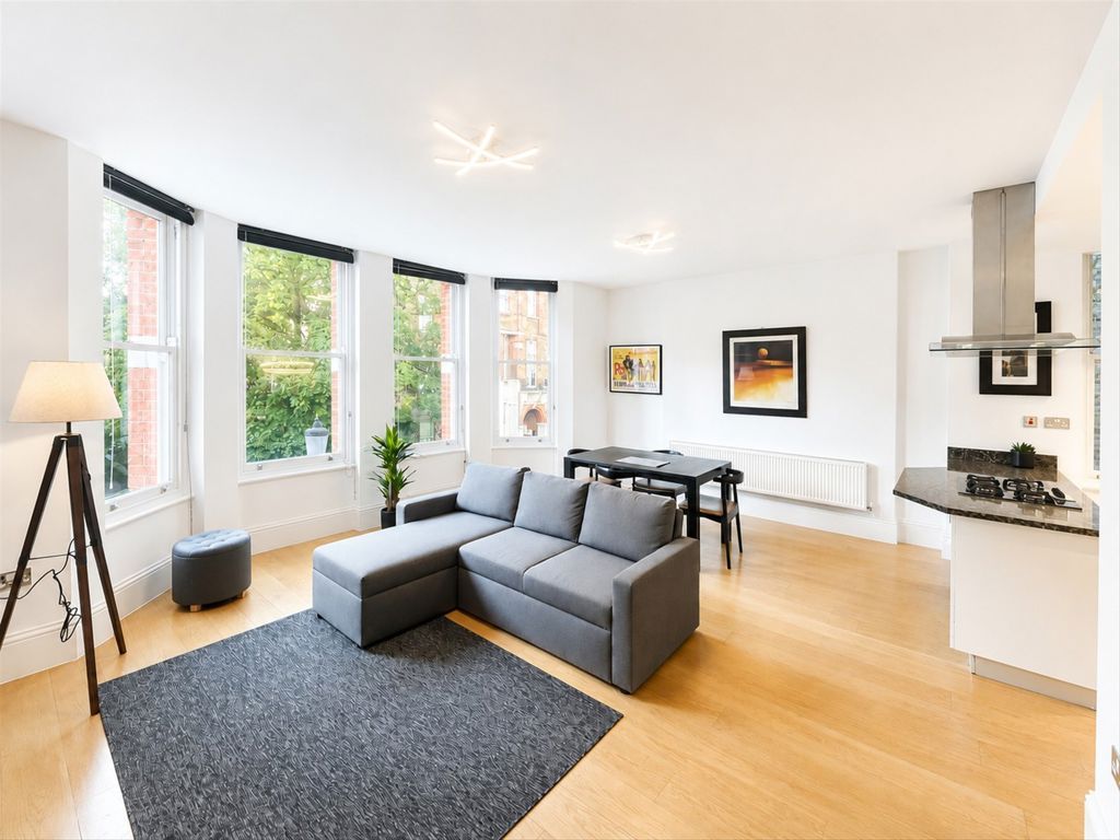 Property photo 1 of 8