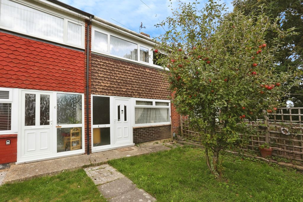 Property photo 1 of 17