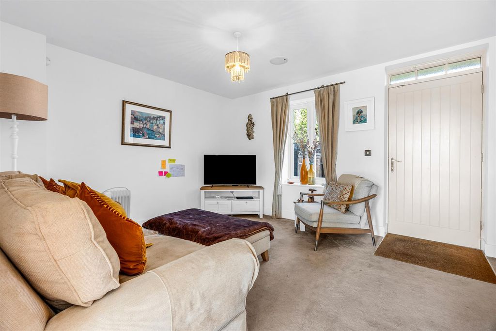 Additional image 18 of 3 bed terraced house for saleHarrison Lane, Balls Park, Hertford SG13