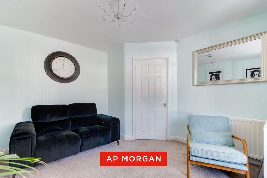 Property photo 3 of 16 Picture No. 08