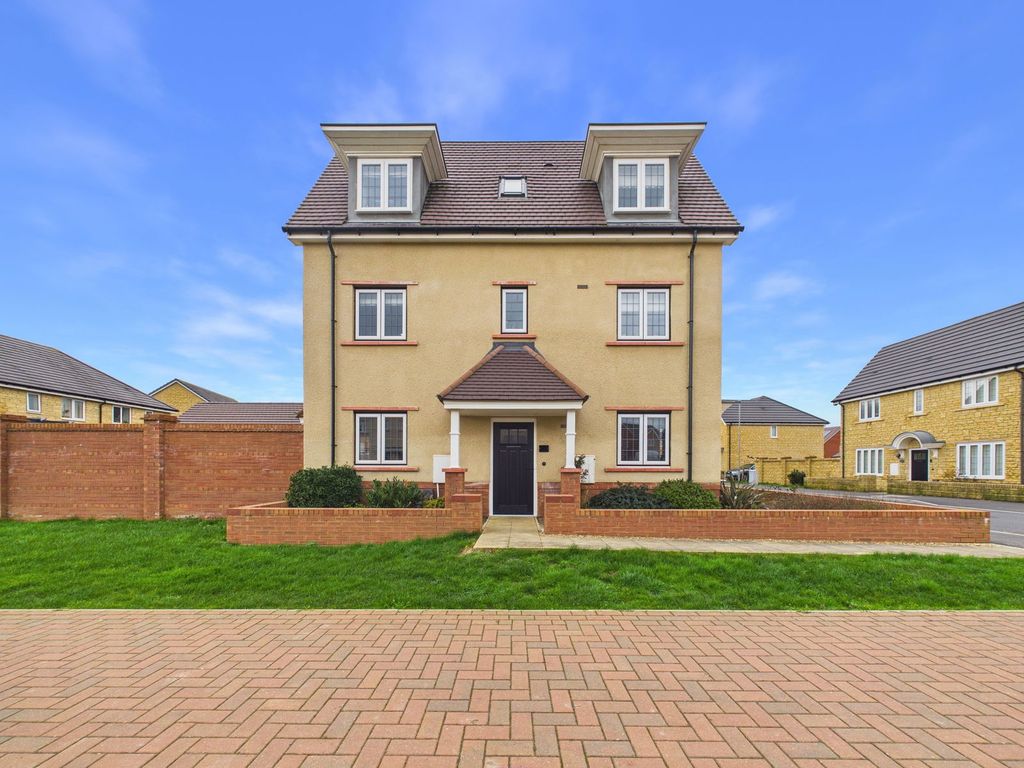 Property photo 1 of 23