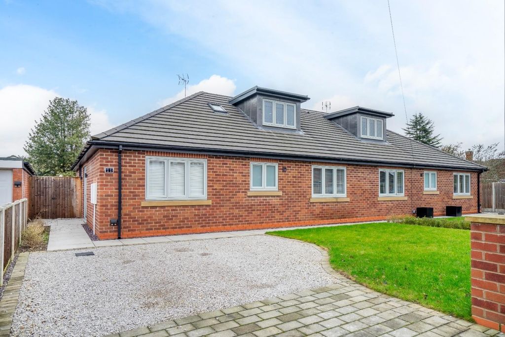 Property photo 1 of 27 Front (Exterior)